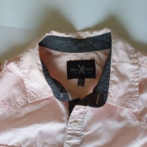 Marc Ecko Mens size M Salmon Short Sleeve Pockets Collared Button Down